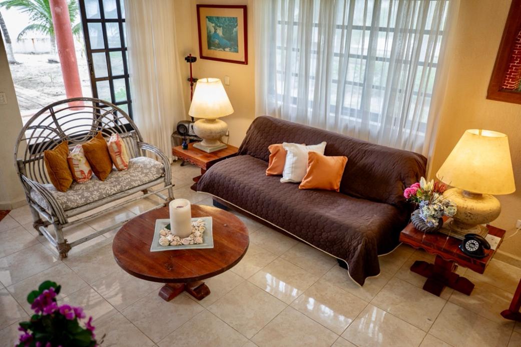 3-bedroom beachfront villa in Puerto Morelos — photo 5