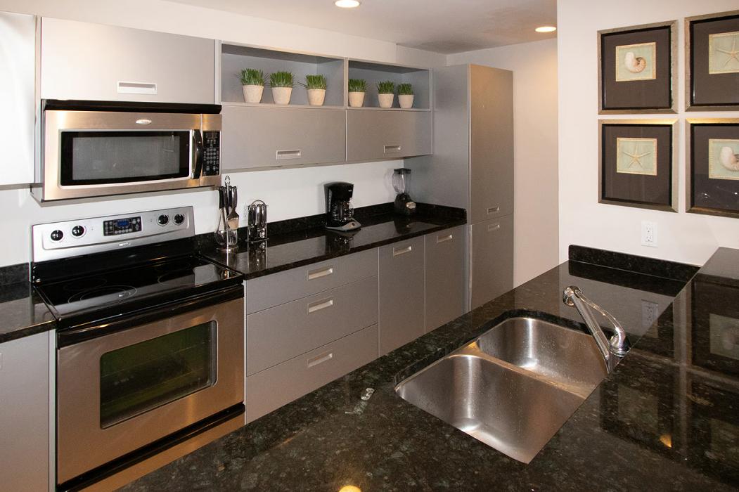 Dancing Star 2BR Condo in Oyster Pond — photo 4