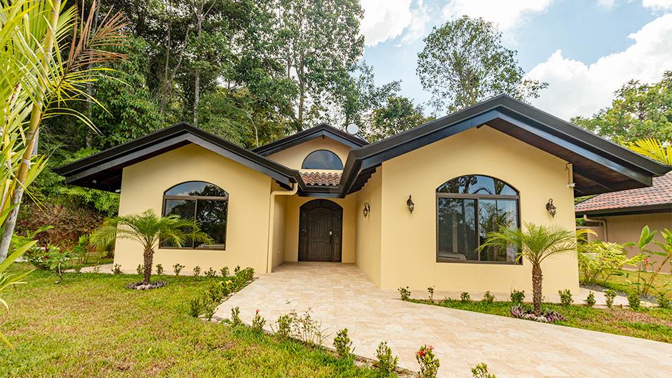 10 Bedroom Property for Sale, Uvita, Puntarenas, Costa Rica — photo 2
