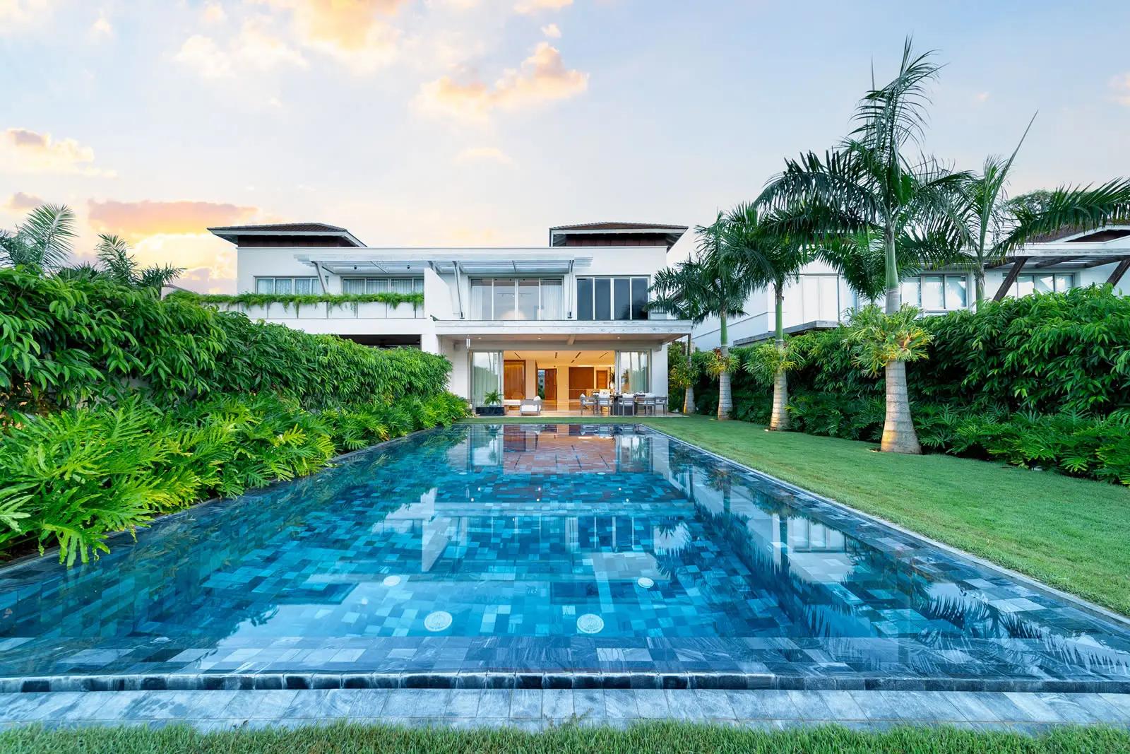Stylish Contemporary Townhouse in Casa de Campo — photo 1