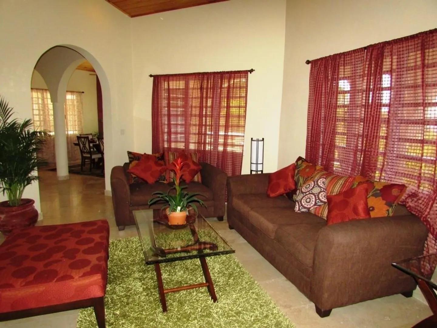 3 Beds 3 Baths Apartment in Great Northside Sub — photo 4
