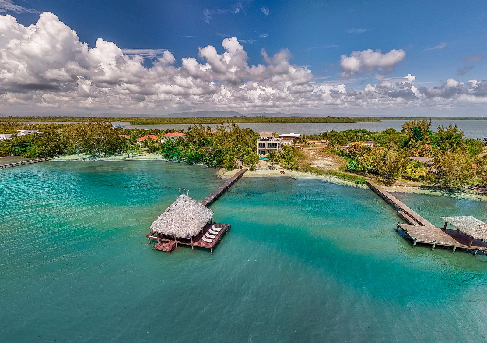 5 Bedroom Luxury Beachfront Home for Sale, Plantation, Placencia, Belize — photo 5