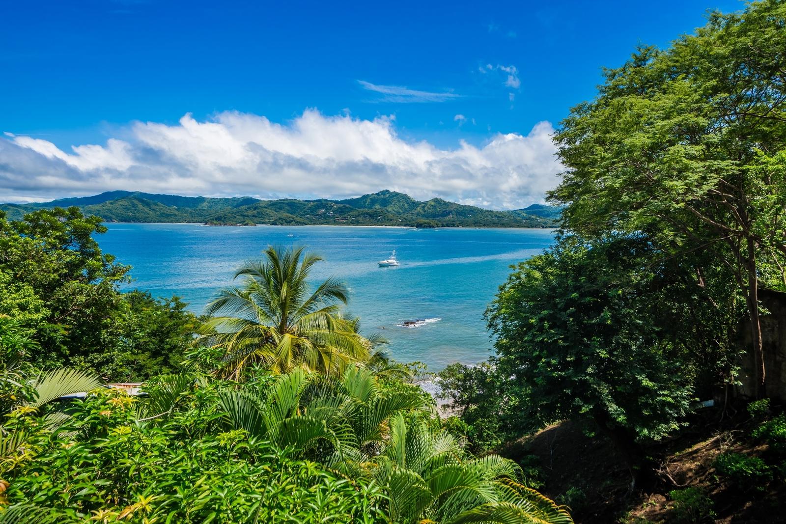 4 Bedroom Beachfront Home for Sale, Flamingo, Guanacaste, Costa Rica — photo 3