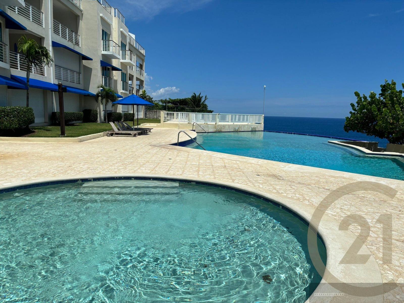 Oceanfront 3-Bedroom Apartment in Sosúa — photo 1