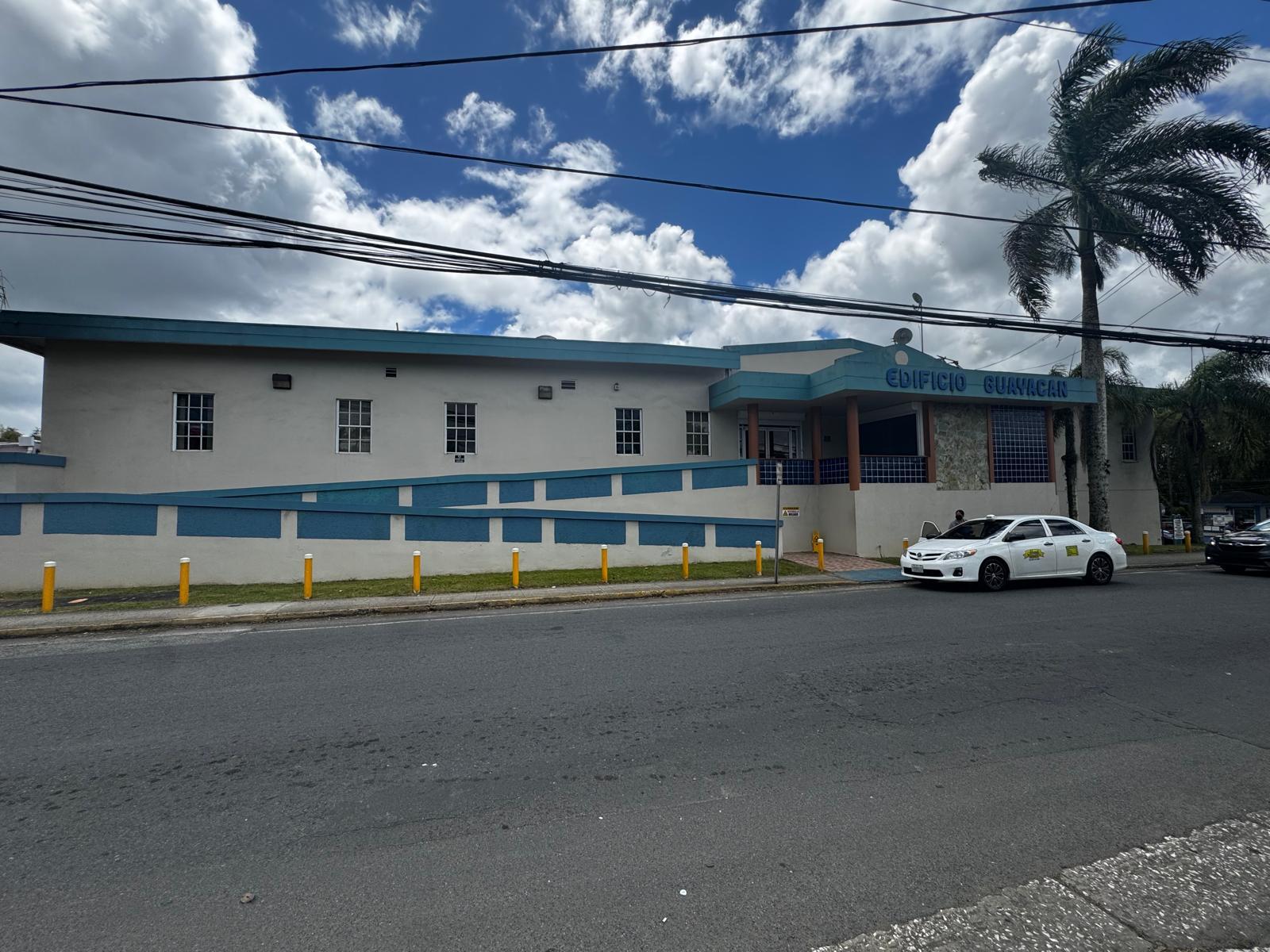 Medical Office for Sale – Guayacán Building, Aibonito — photo 1