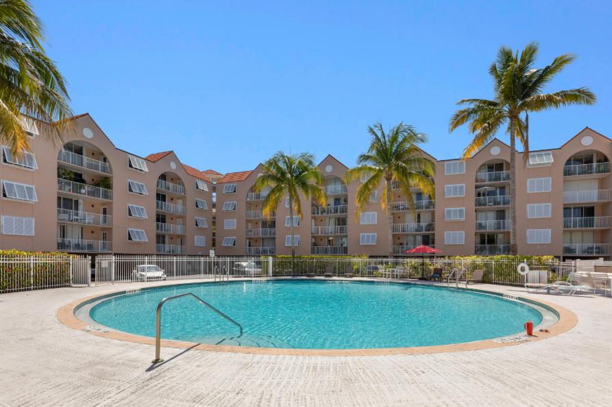 Las Salinas Key West Unit E104 — photo 4