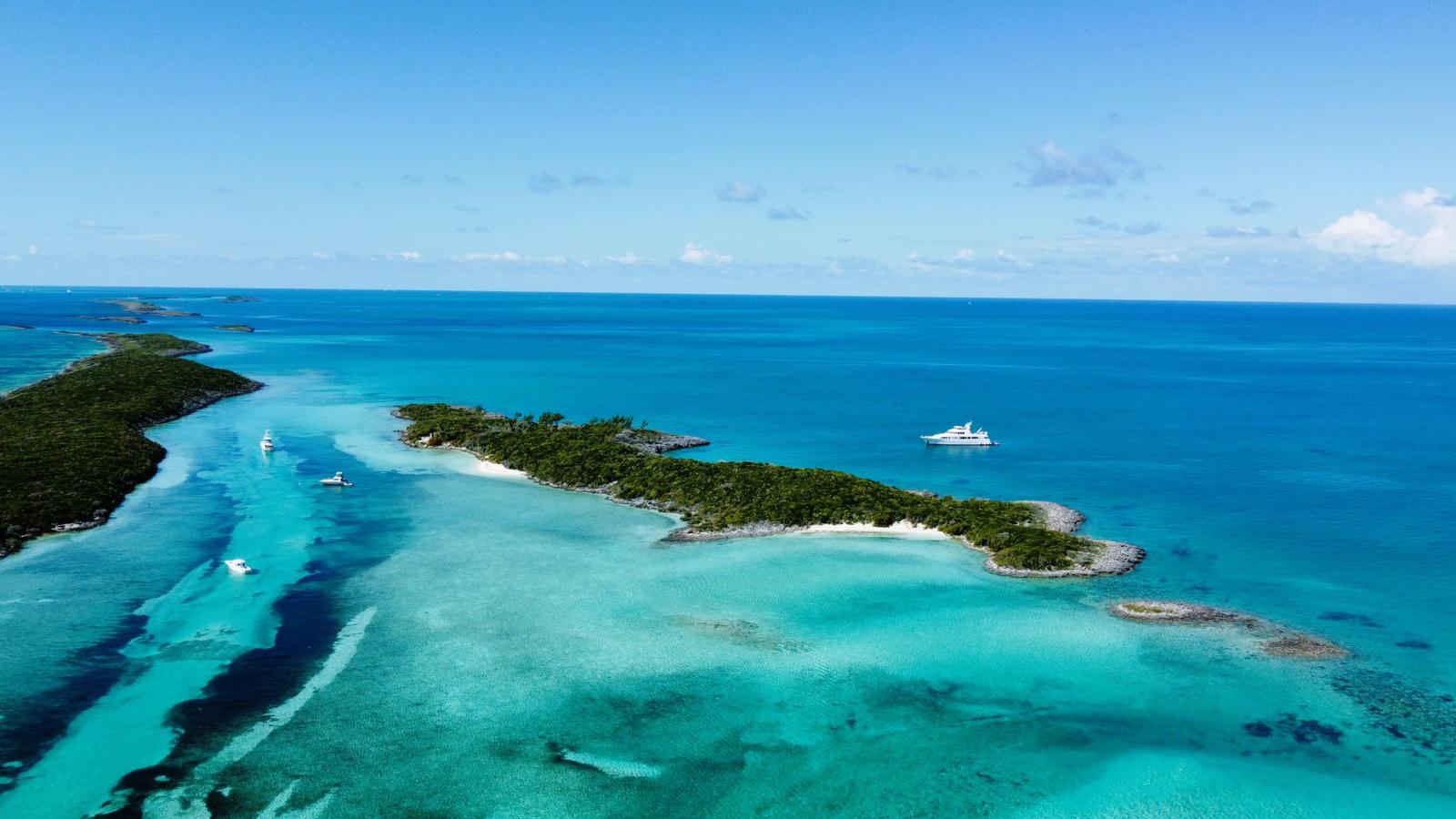 12 Acre Island for Sale, Exuma Cays, Bahamas — photo 2