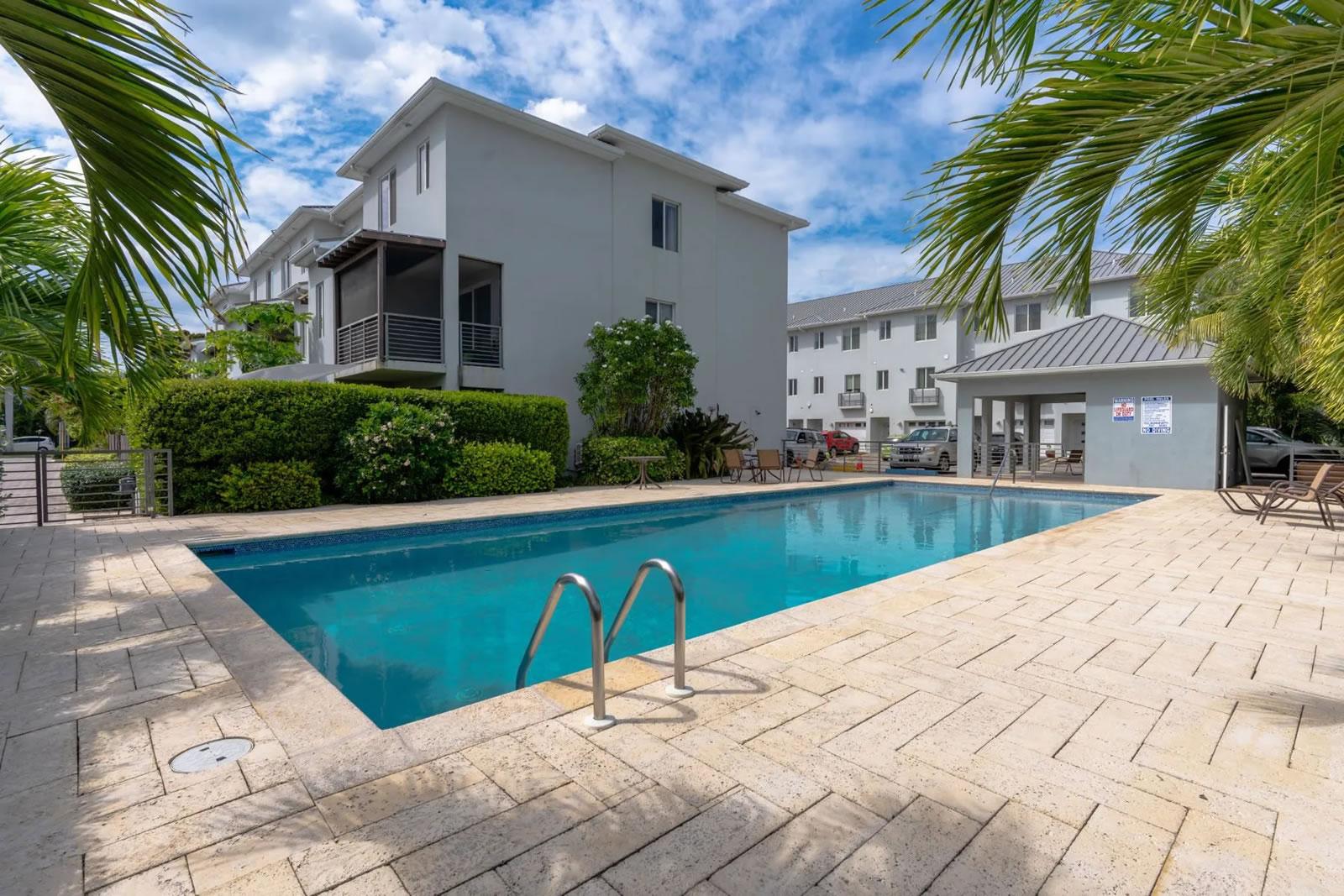 4 Bedroom Townhome for Sale, South Bay Estates, Bel Air Drive, South Sound, Grand Cayman — photo 5