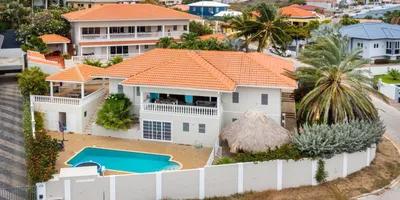 4 Bedroom House for Rent in Brakkeput Abou, Curacao — photo 1
