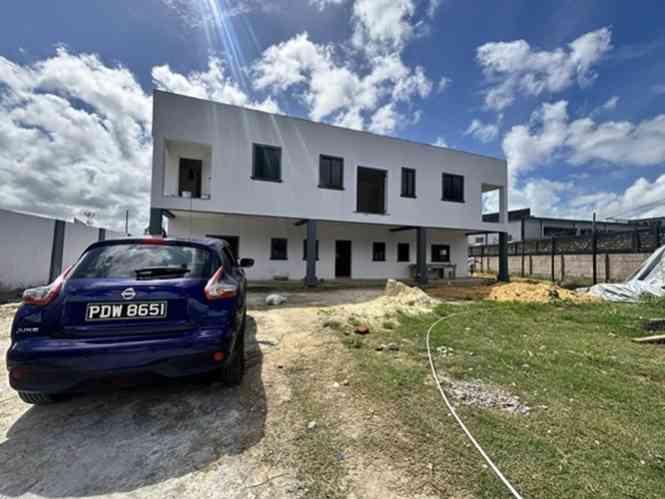 Townhouse for sale in Trinidad Tobago — photo 1