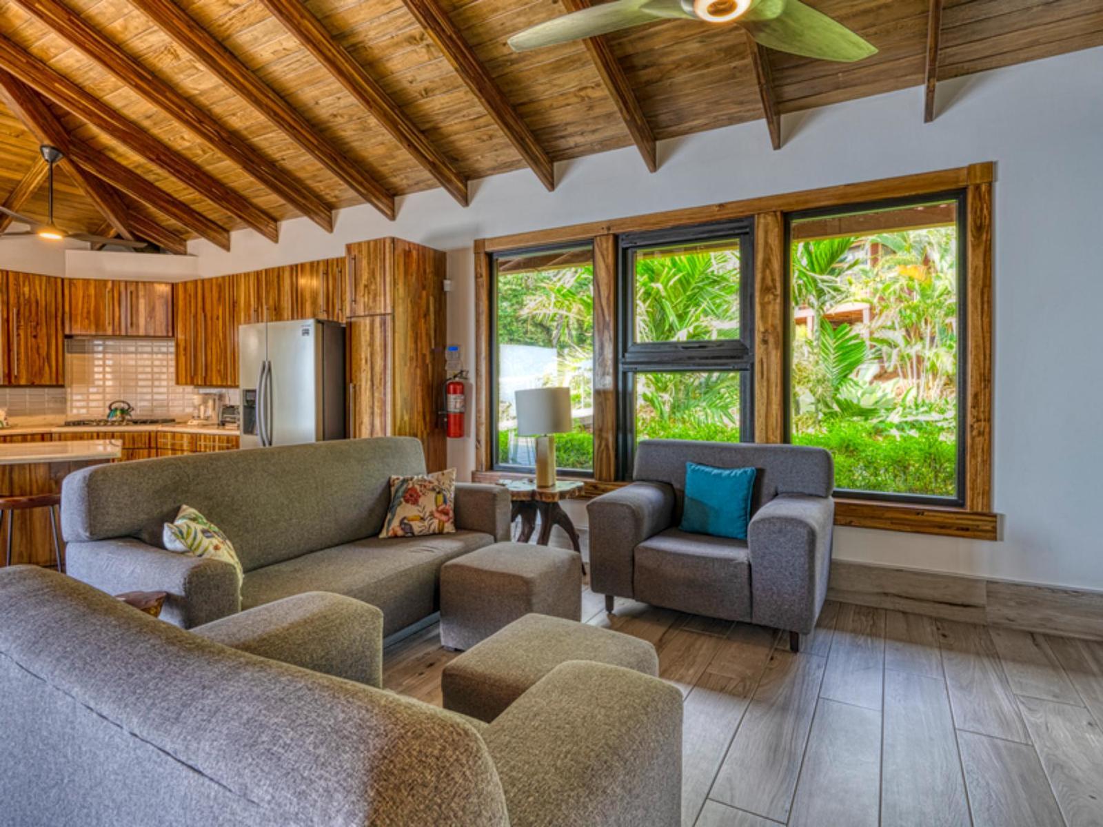 3 Bedroom Ocean-View Home for Sale in Escaleras, Puntarenas, Costa Rica — photo 5