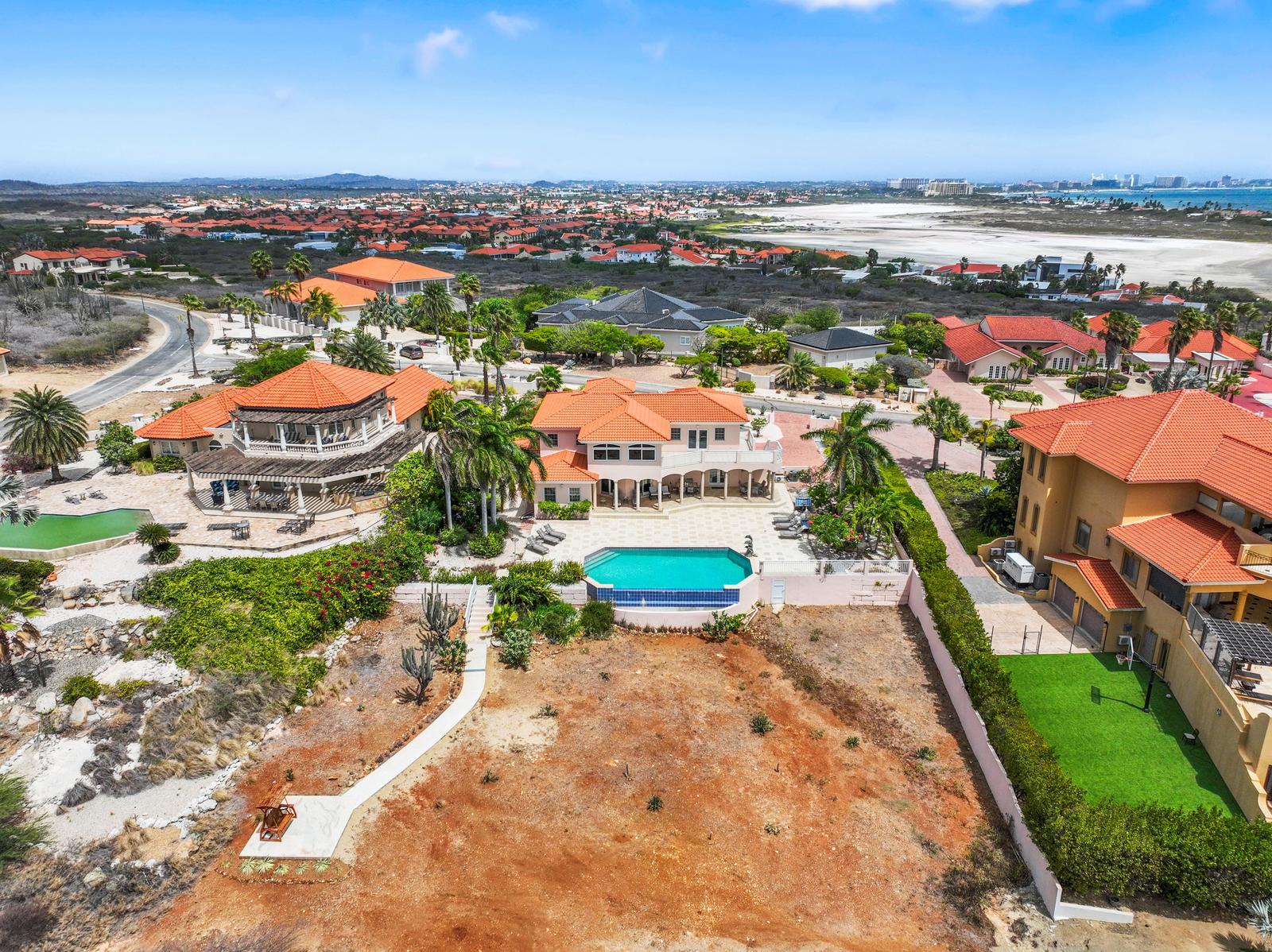 5 Bedroom Luxury House for Sale, Bella Vista 20, Tierra del Sol, Aruba — photo 5