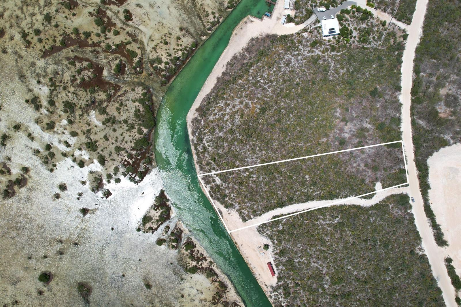 Canal Front Land — photo 2