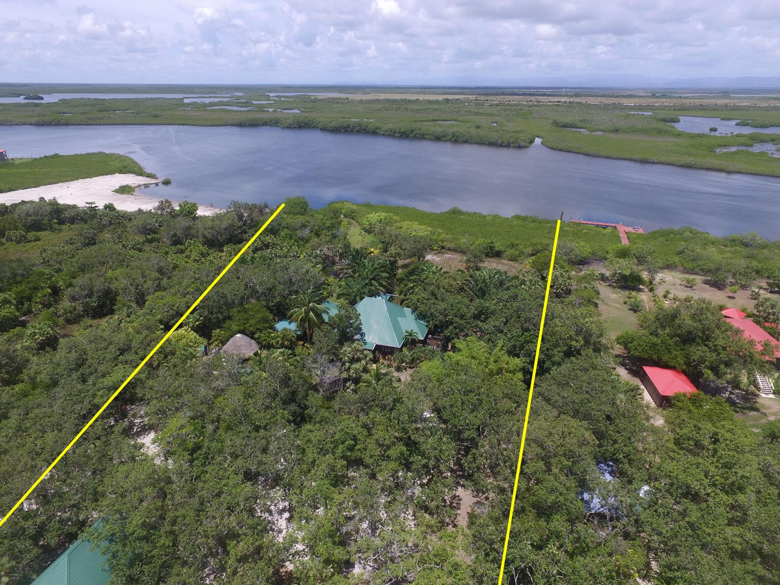 7 Bedroom Lagoon-Front Estate for Sale, Surfside, Placencia, Stann Creek District, Belize — photo 1