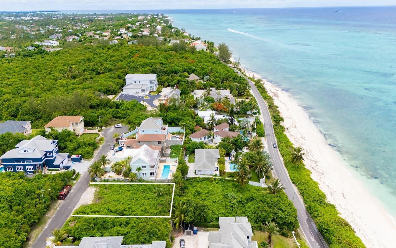 LOT 11, INDIGO SUBD. in Nassau / New Providence, The Bahamas — photo 2