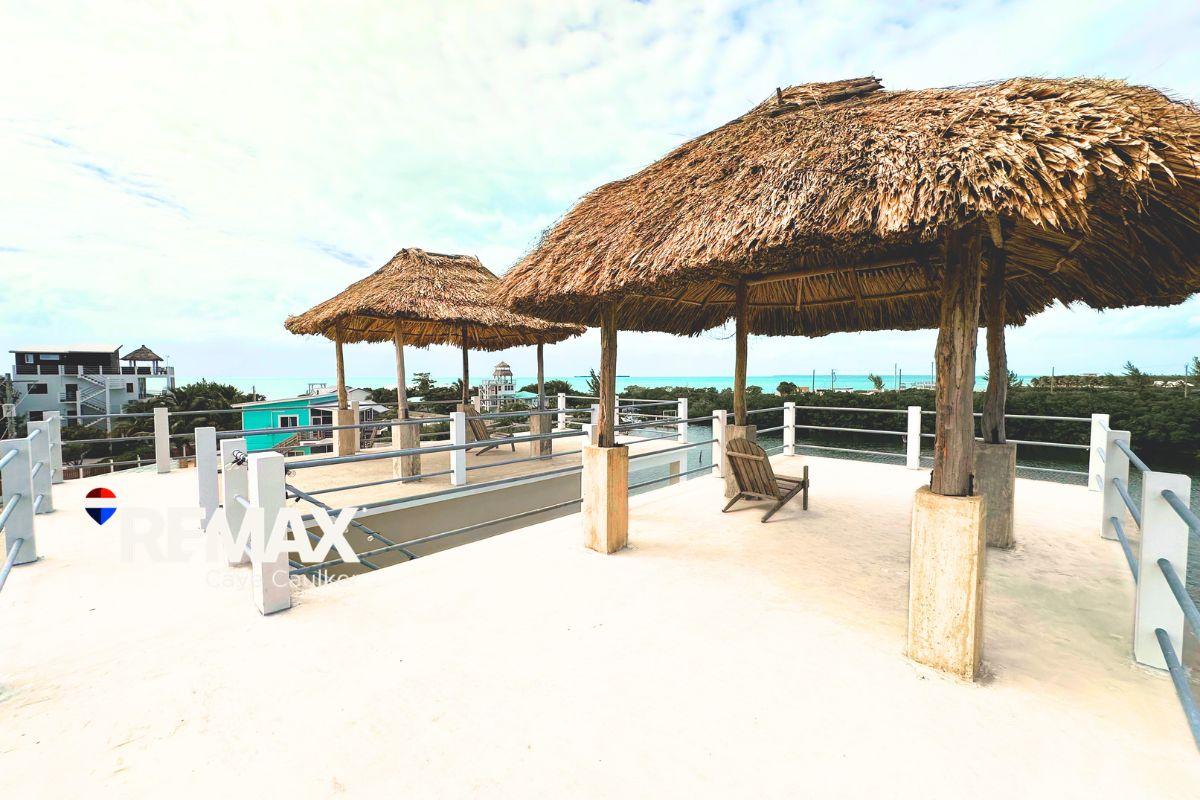 NORTH CAYE CAULKER LAGOON FRONT PROPERTY WITH STRONG INCOME POTENTIAL — photo 5