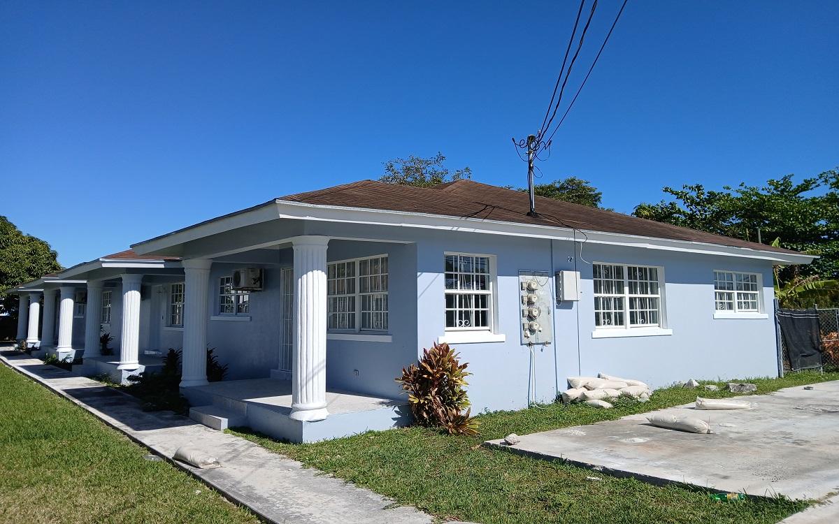 8 Bedroom Fourplex for Sale - Carmichael Road, Bahamas — photo 5