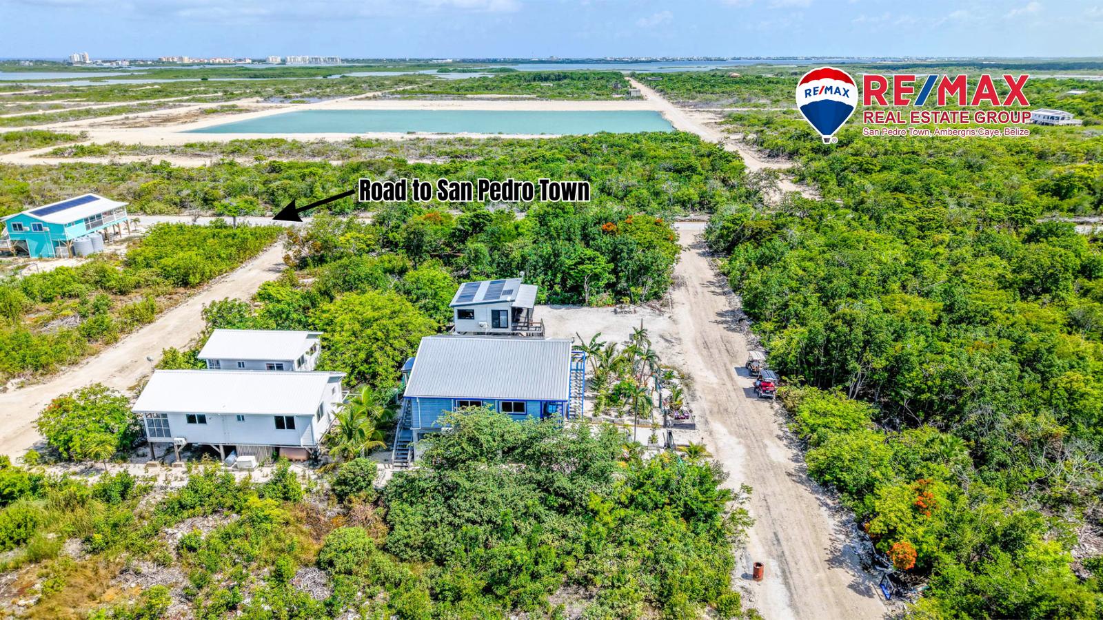 Tropical Off-Grid Home with Rare Included Extras - Parcel 7806 — photo 4