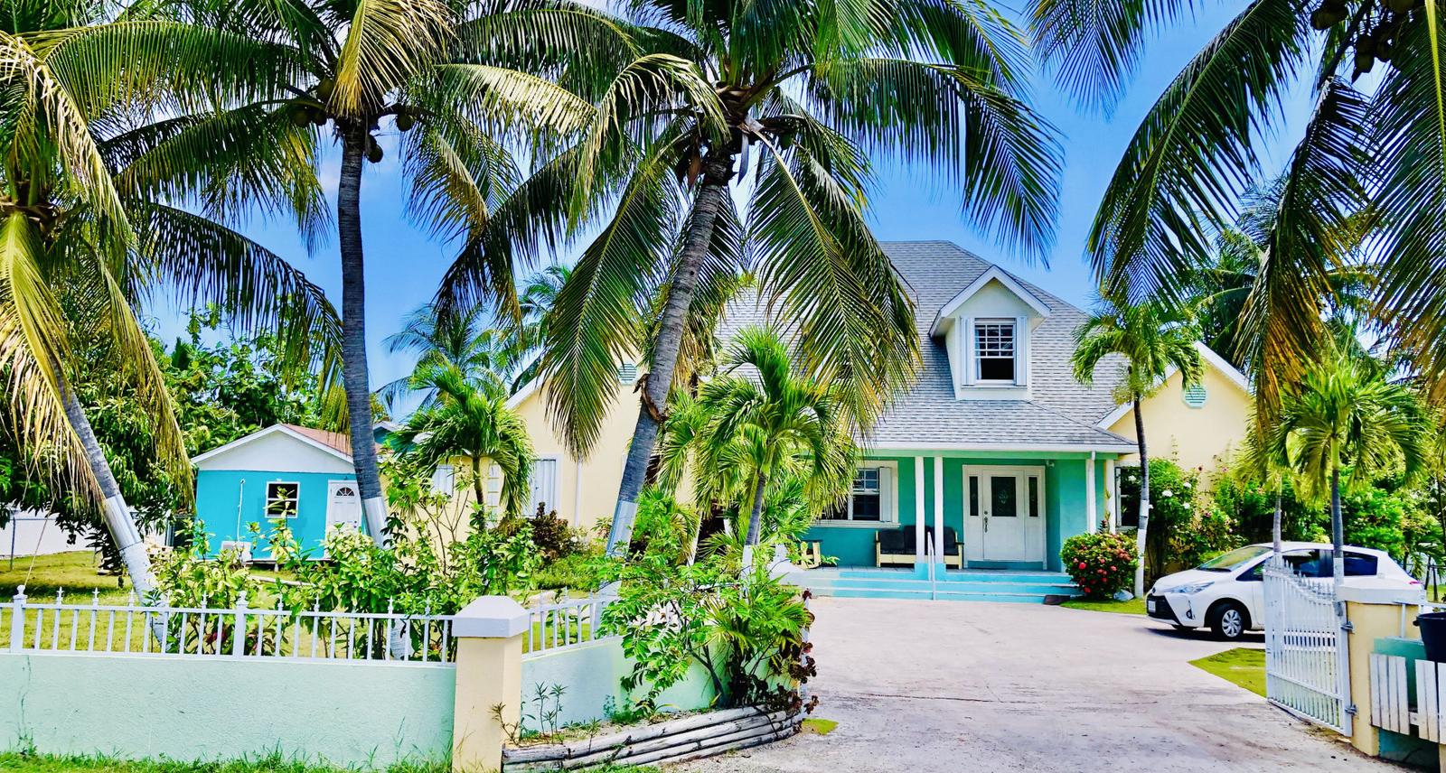 7 Bed 7 Bath House for Sale in West Bay, Cayman Islands — photo 1