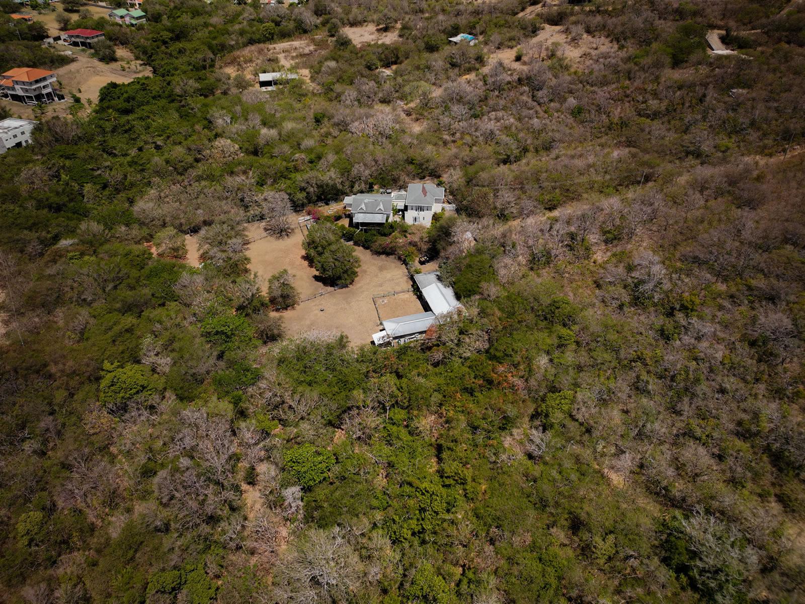 4 Bedroom Property with Guest Cottage and Stables for Sale, Cap Estate, St Lucia — photo 2