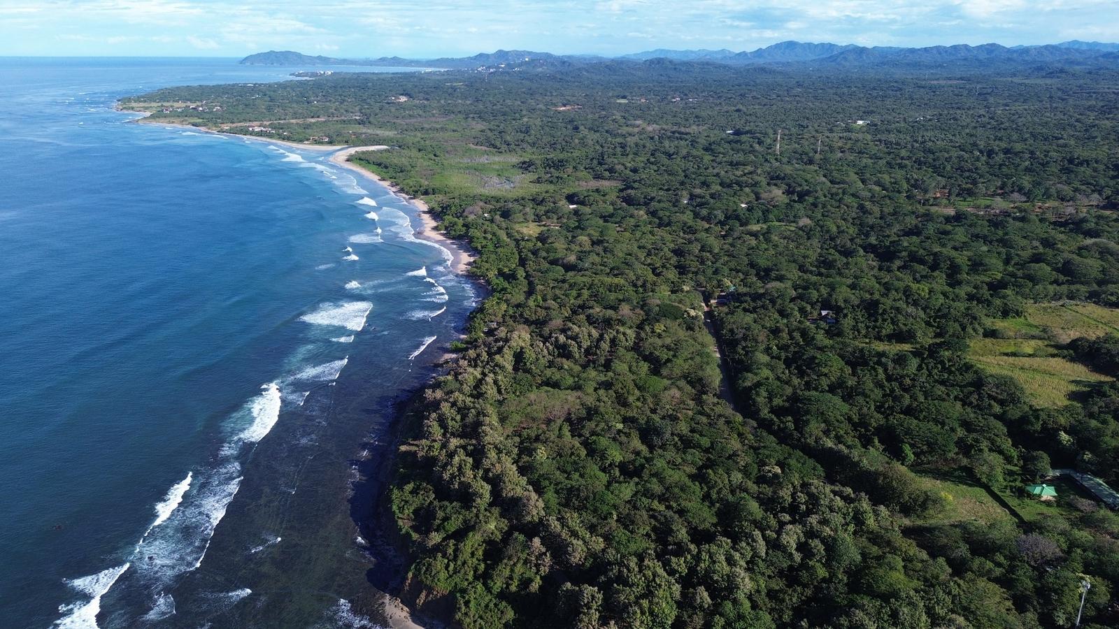 3,834 Sq M Oceanfront Land for Sale, Lagartillo, Playa Avellanas, Tamarindo, Guanacaste — photo 3
