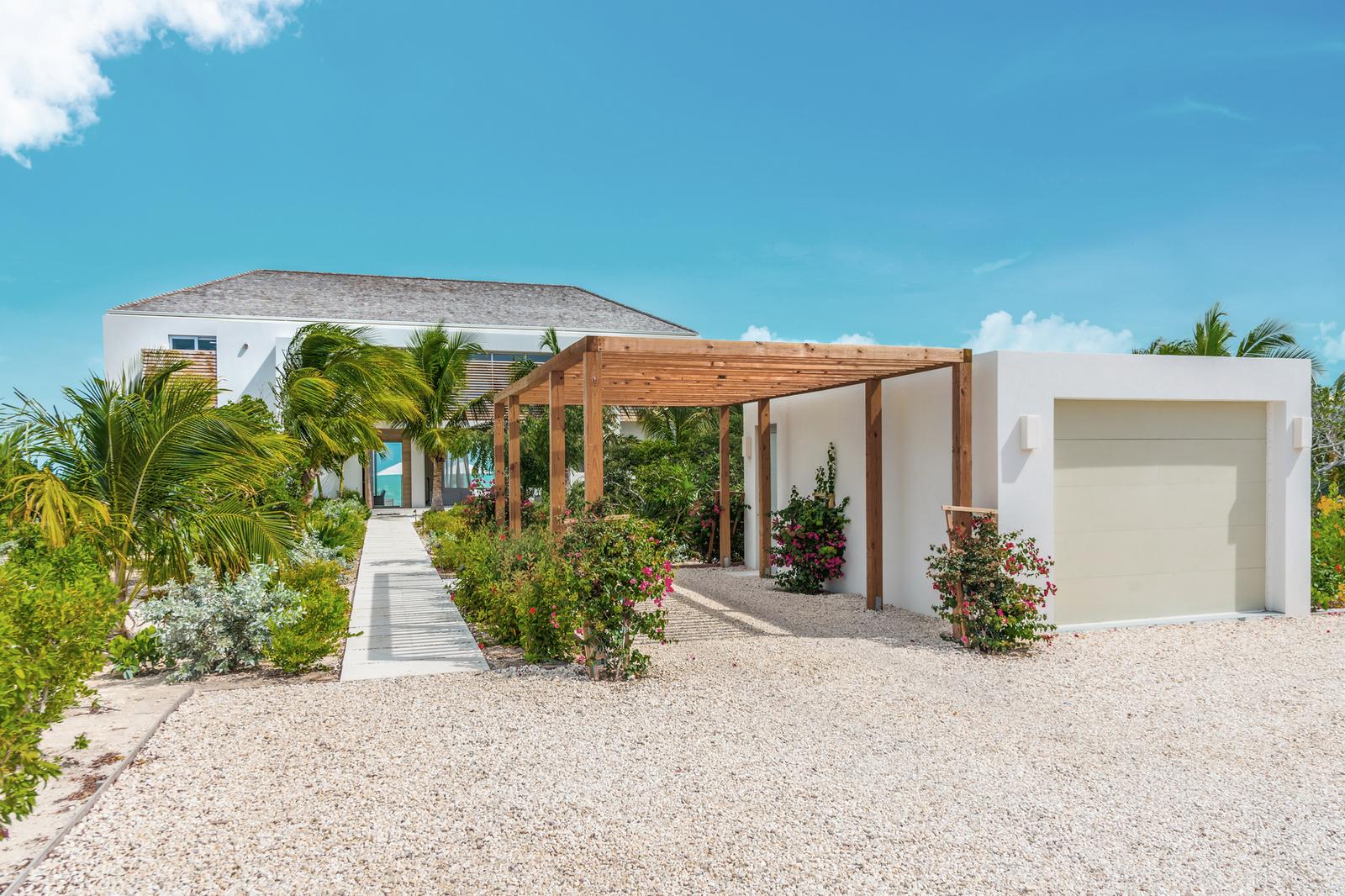 6 Bedroom Luxury Villa 5 for Sale, Beach Enclave Long Bay, Providenciales, Turks & Caicos — photo 4
