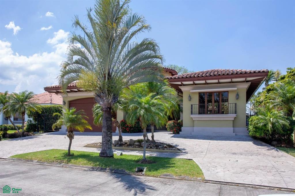 4 Bedroom Family Home for Sale, Bosques De Lindora, Santa Ana, San Jose, Costa Rica — photo 1