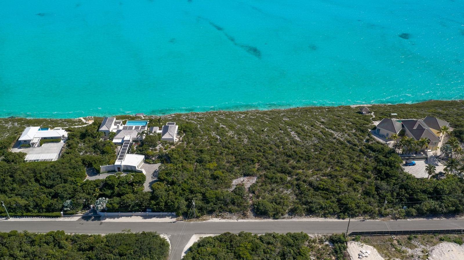 Vacant Oceanfront Land — photo 3
