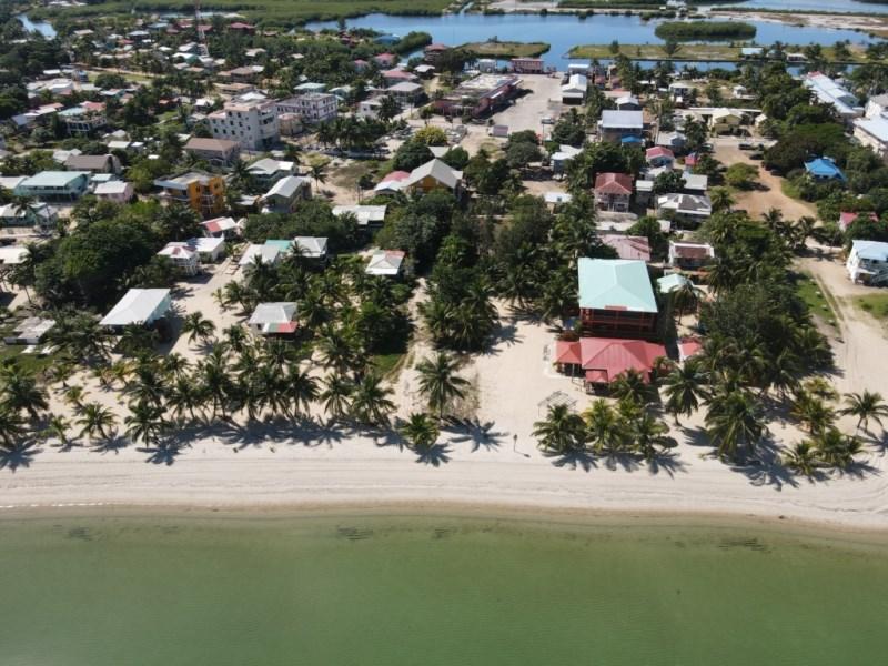 Beachfront Lot in the heart of Placencia Village — photo 5