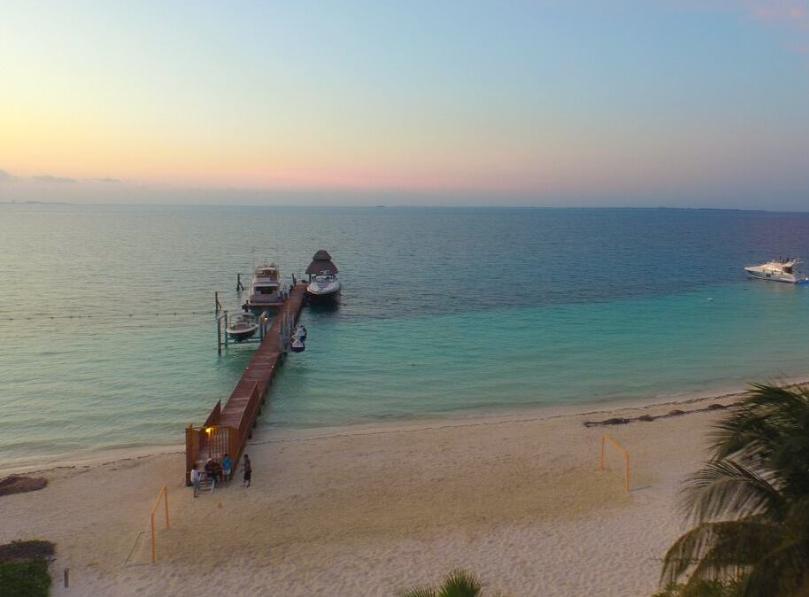 Villa Tortuga 6BR in Cancun — photo 2