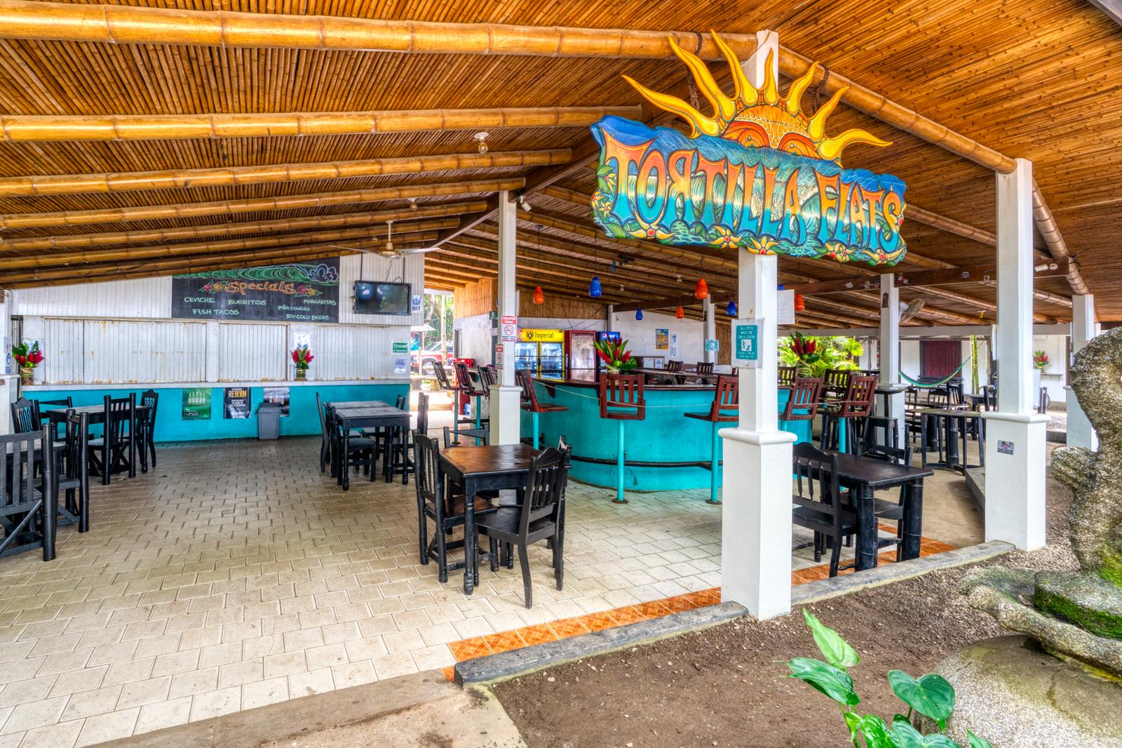 10 Bedroom Boutique Beachfront Hotel for Sale — photo 3
