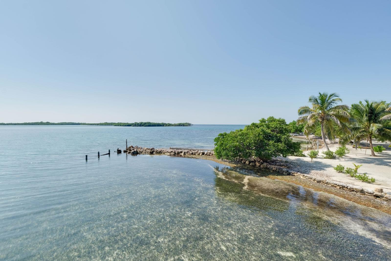 2.63 Acre Private Island Retreat for Sale, Hopkins, Stann Creek, Belize — photo 3