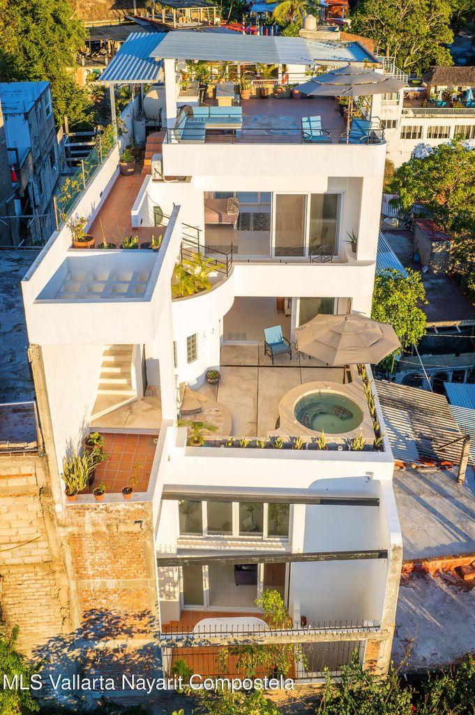 3 Bedroom Home for Sale, Calle 31 de Octubre, Puerto Vallarta, Mexico — photo 2