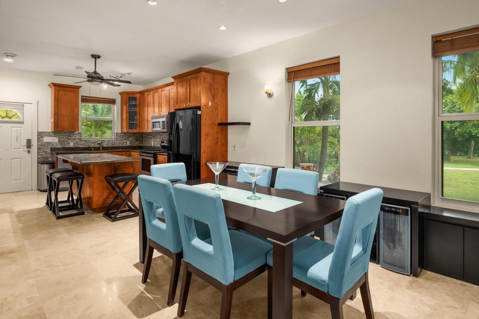 2 Bedroom Townhome for Sale, Palmyra, Grace Bay, Providenciales, Turks & Caicos — photo 5