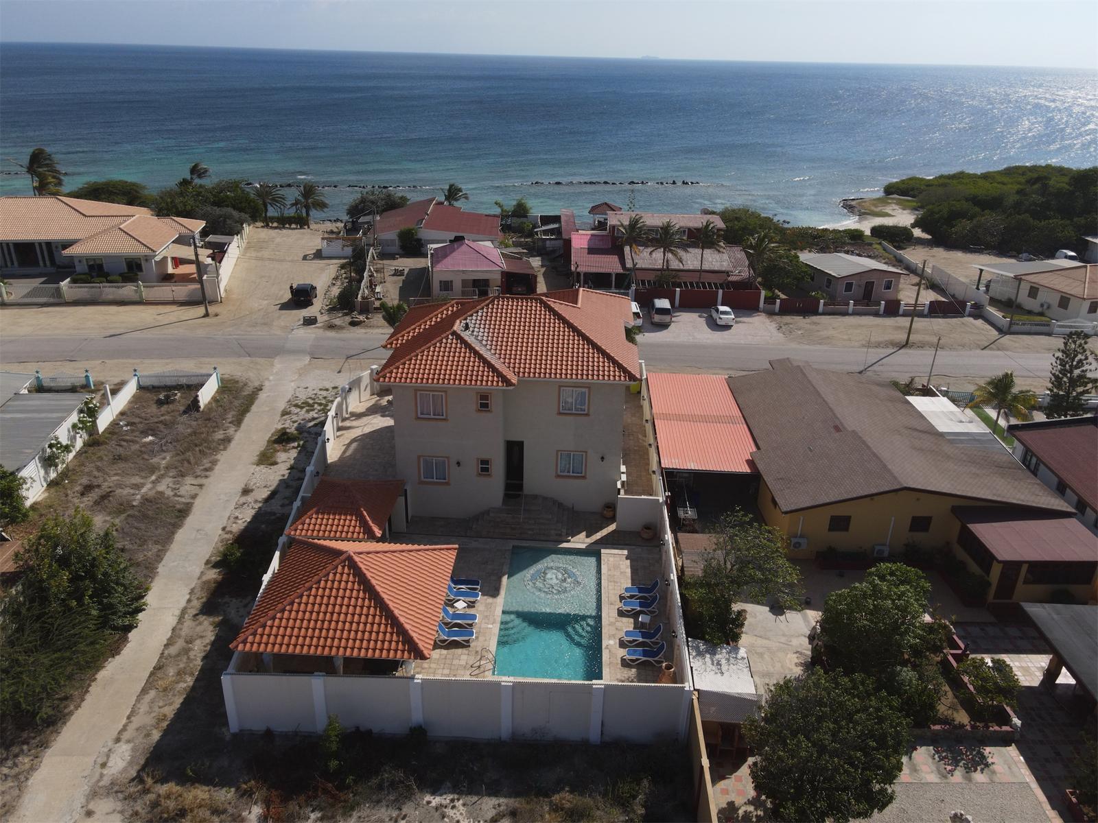 7 Bedroom Villa/Townhouse for Sale in Savaneta, Aruba — photo 2
