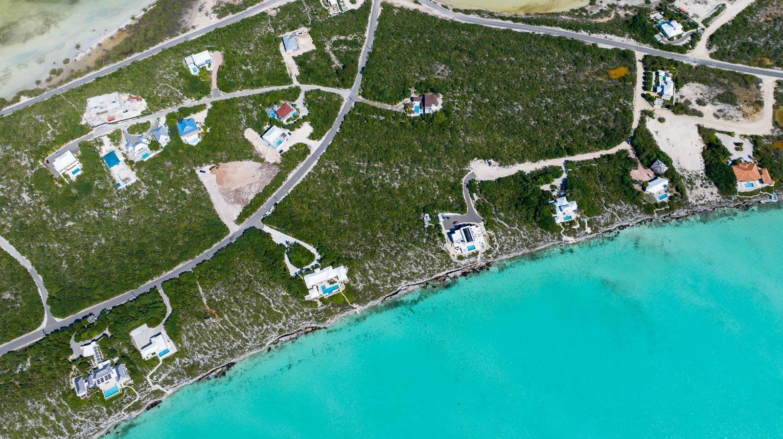CLOSE TO THE OCEAN - Vacant Land Lot in Turtle Tail, Providenciales, Turks and Caicos — photo 4