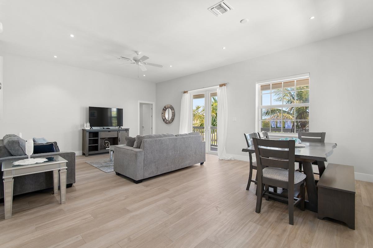 3 bedroom Apartment for sale — photo 2