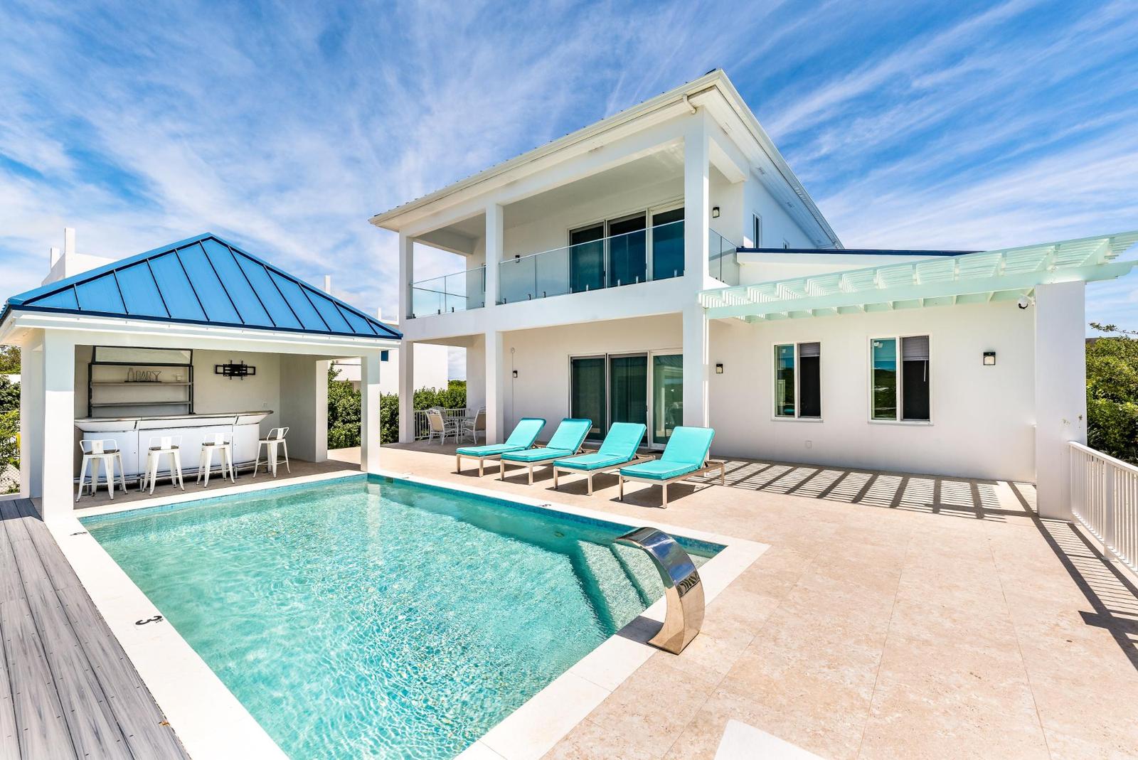 Waterfront Villa at 11 Water Street — photo 3