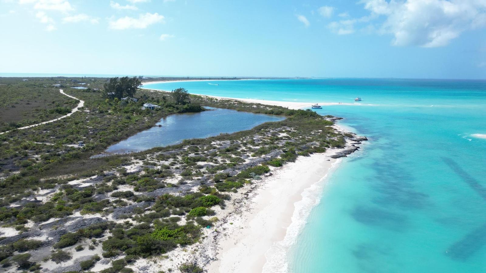 Residential land for sale in Pine Cay, Turks and Caicos Islands — photo 4