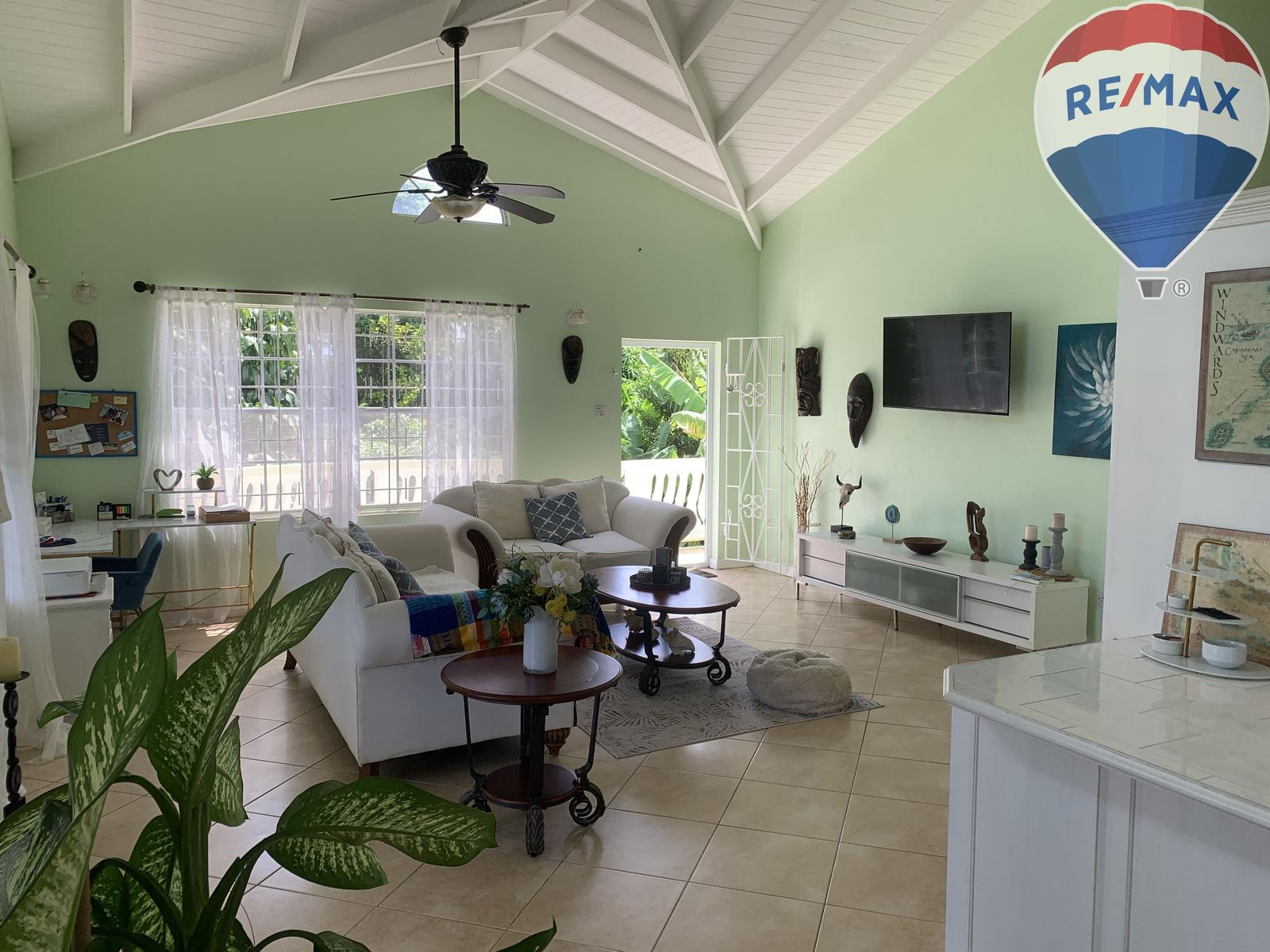 Spacious 2-Story Home with Income Generating Apartments and Potential in La Feuillet, Gros-Islet — photo 4
