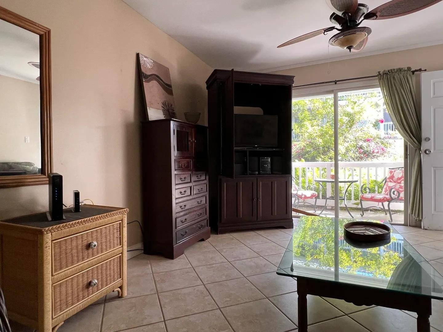 Charming end-unit one-bedroom, one-bath condominium at Queens Ridge, St. Croix — photo 3