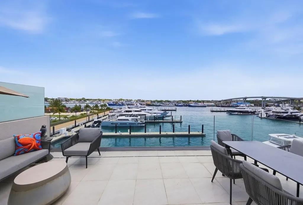 1-bedroom apartment in Paradise Island — photo 4