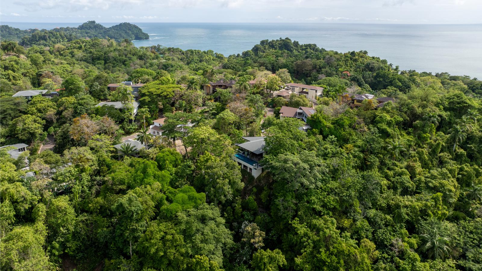 8 Bedroom Luxury Home for Sale, La Reserva, Manuel Antonio, Costa Rica — photo 4