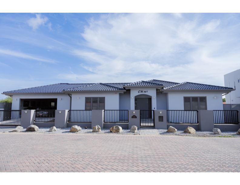 Luxury Family Residence at Caya Musica 14-E, Noord, Aruba — photo 1