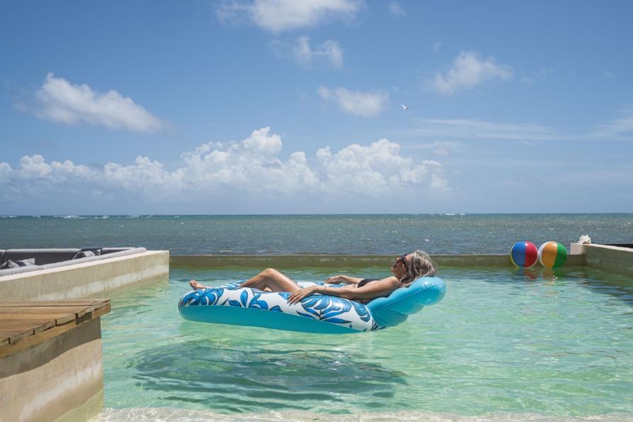 7 Bedroom Private Beachfront Villa for Sale in Puerto Morelos — photo 2