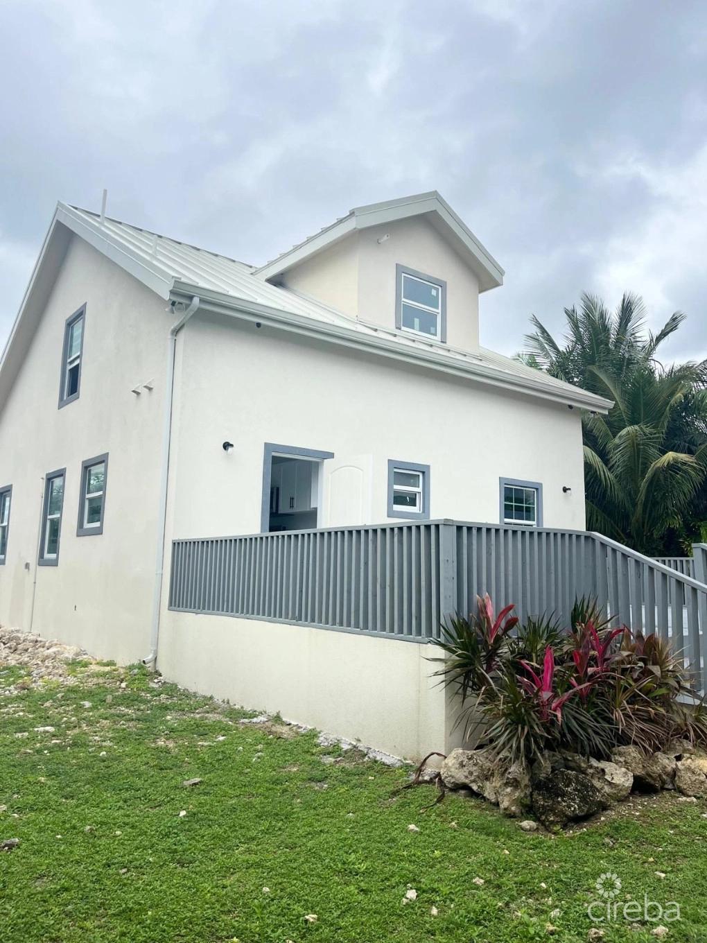 2 bedroom property for sale — Bodden Town Family Home in the Cayman Islands — photo 3