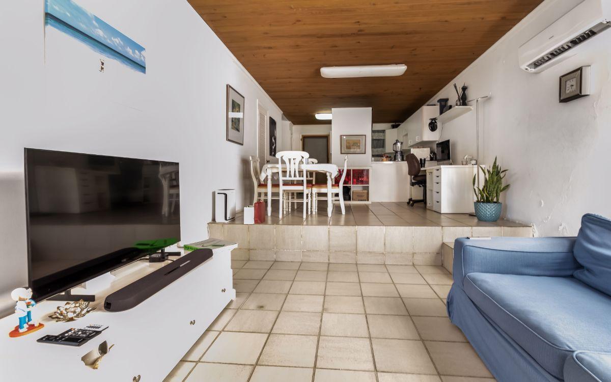 6 Bedroom Triplex for Sale in Harold Road, BS, Bahamas — photo 5