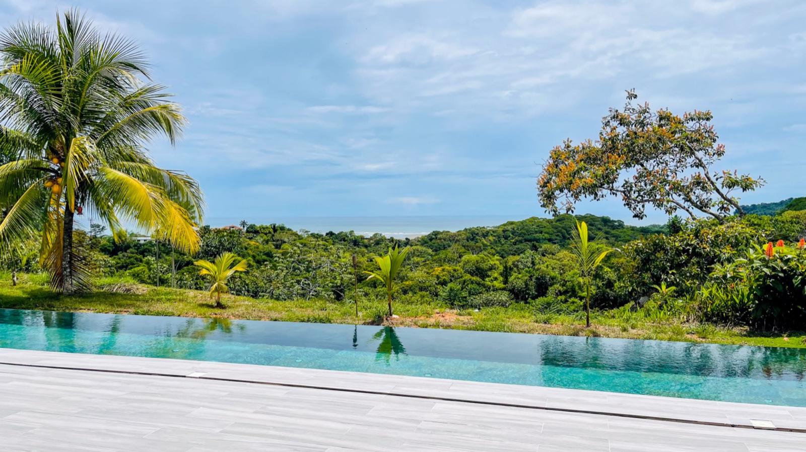 3 Bedroom Luxury Home for Sale in Ojochal, Costa Rica — photo 2