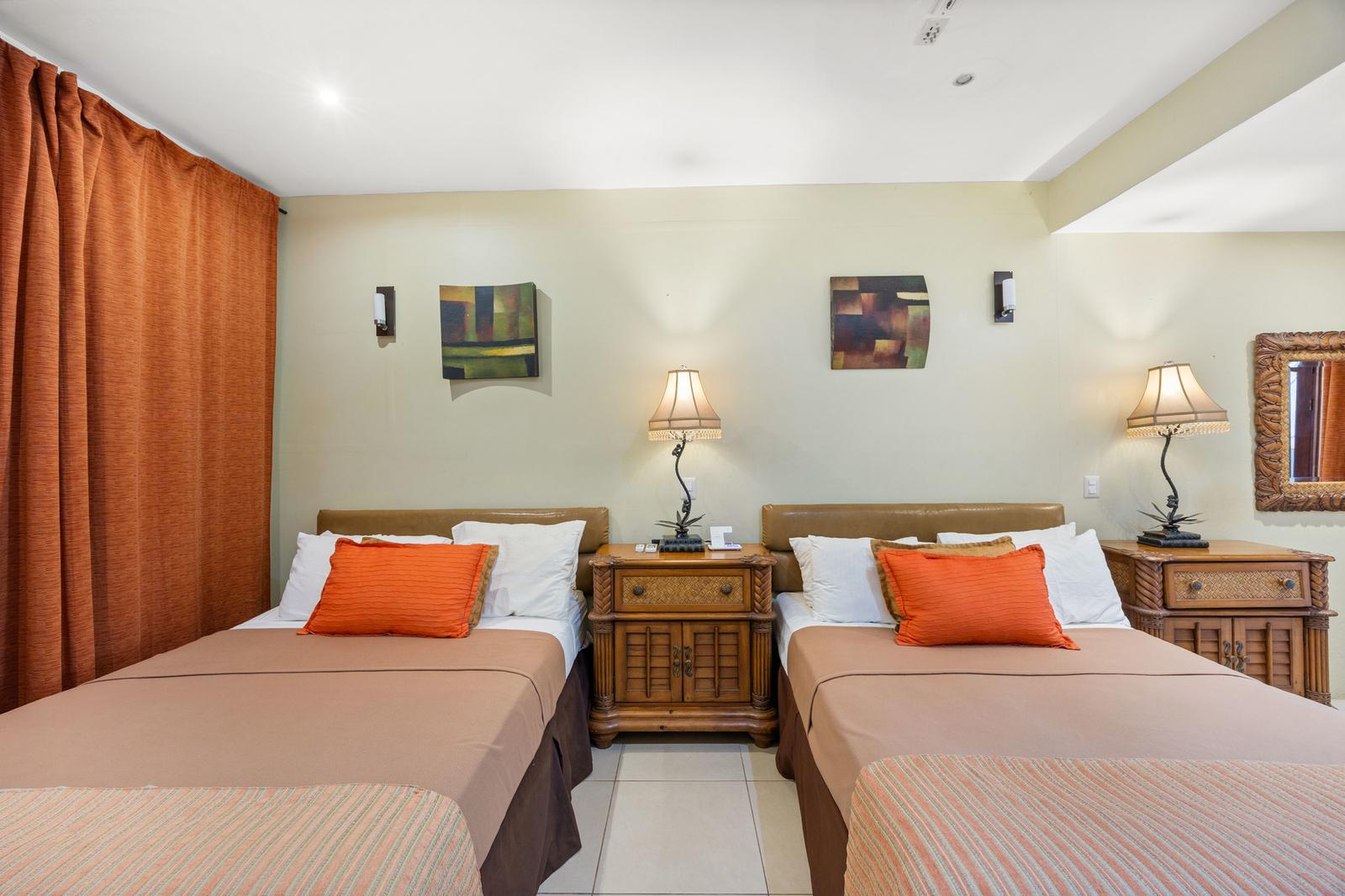 9 Bedroom Boutique Hotel for Sale, Tamarindo, Guanacaste, Costa Rica — photo 4