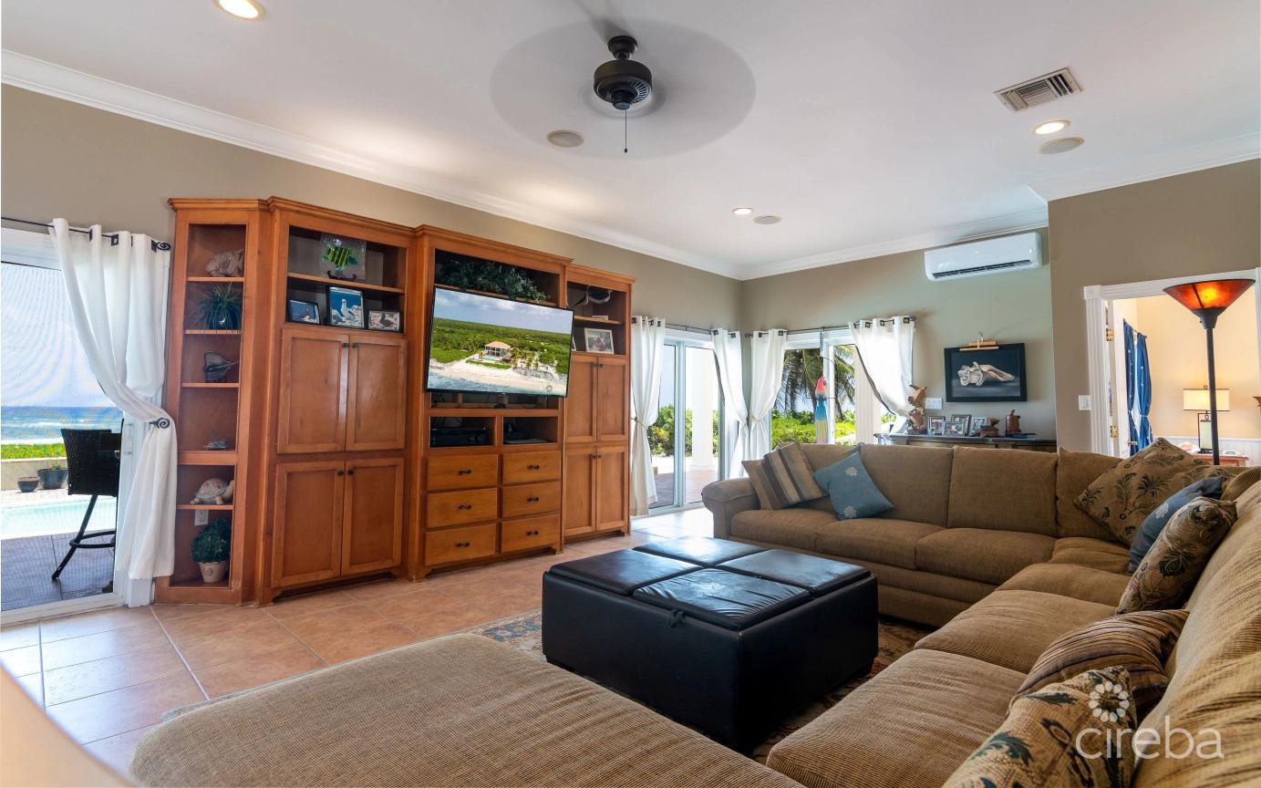 Irish Cottage - 4 Bed, 3 Bath Villa in Cayman Islands — photo 5